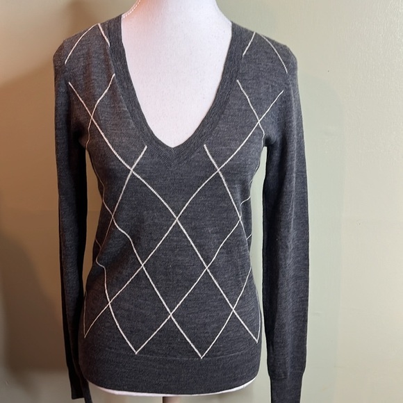 Club Monaco 100% merino wool v-neck diamond print argyle lightweight sweater - Picture 1 of 11